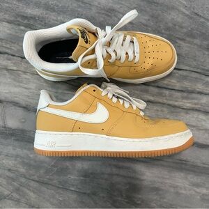 NIKE AIR FORCE 1 ID BY YOU BEIGE WHITE GUM WOMENS SZ 8 MENS SZ 6.5 [AQ3778-994]